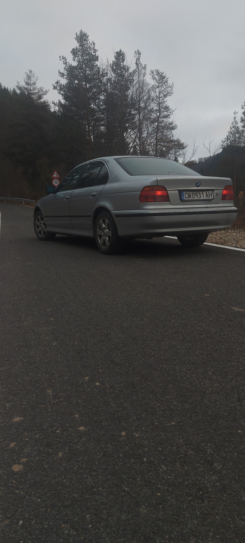 BMW 520, снимка 5 - Автомобили и джипове - 45954892