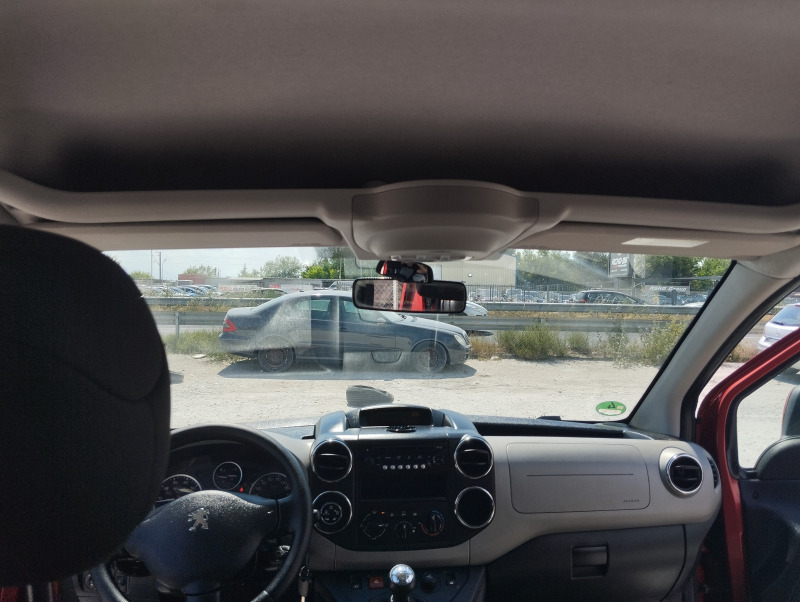 Peugeot Partner ГАЗ БЕНЗИН EURO 5 АВТОПИЛОТ ПАРКТРОНИК , снимка 14 - Автомобили и джипове - 46101887