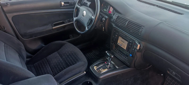 VW Passat ШВЕЙЦАРИЯ, А, снимка 10 - Автомобили и джипове - 46600573