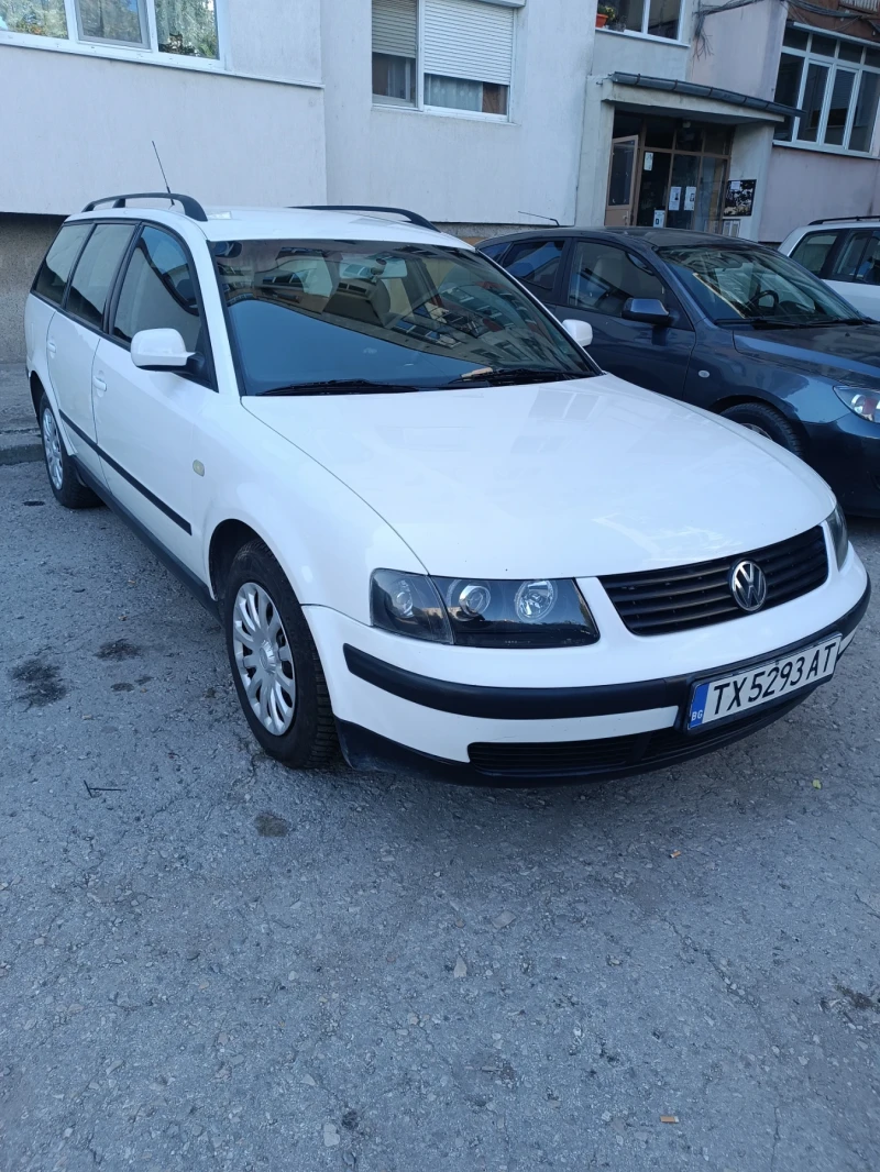 VW Passat 1.9 TDI, снимка 14 - Автомобили и джипове - 47383783