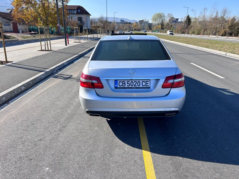 Mercedes-Benz E 350 AMG! AVANTGARDE! 4-MATIC! 7G TRONIC PLUS!  , снимка 6 - Автомобили и джипове - 47865308