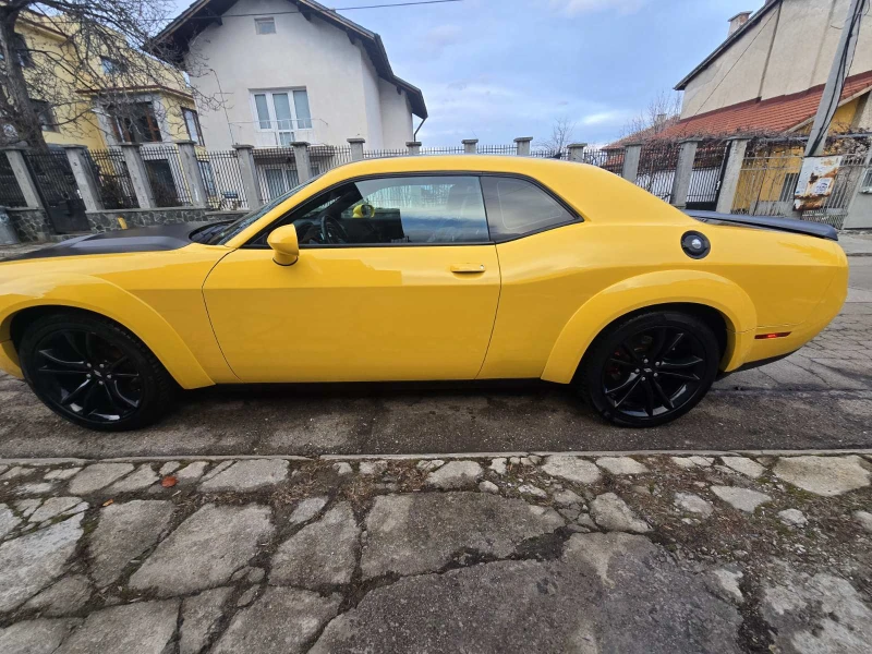 Dodge Challenger, снимка 6 - Автомобили и джипове - 49550830