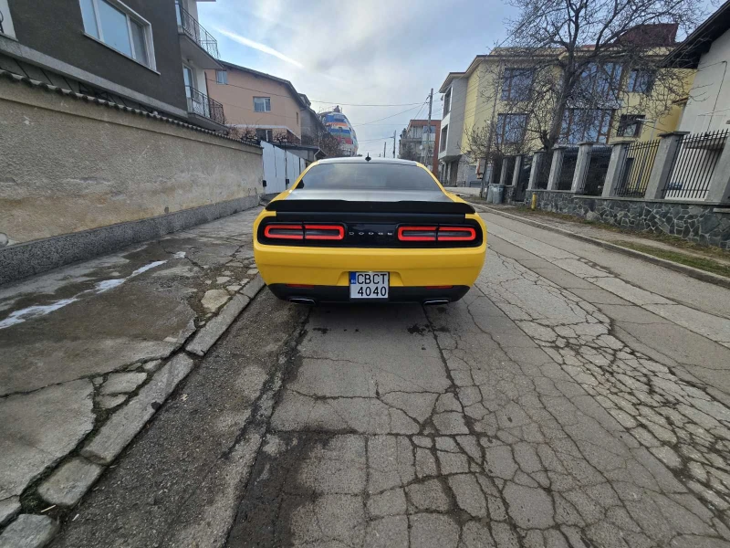 Dodge Challenger, снимка 8 - Автомобили и джипове - 49550830