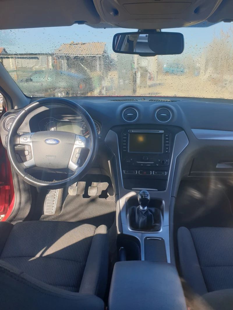 Ford Mondeo комби, снимка 11 - Автомобили и джипове - 51821578