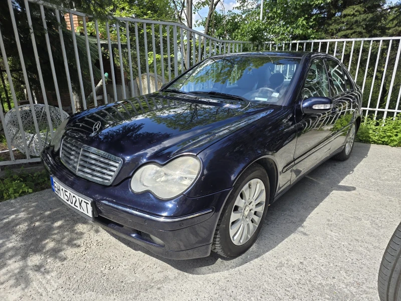 Mercedes-Benz C 220, снимка 2 - Автомобили и джипове - 52273726