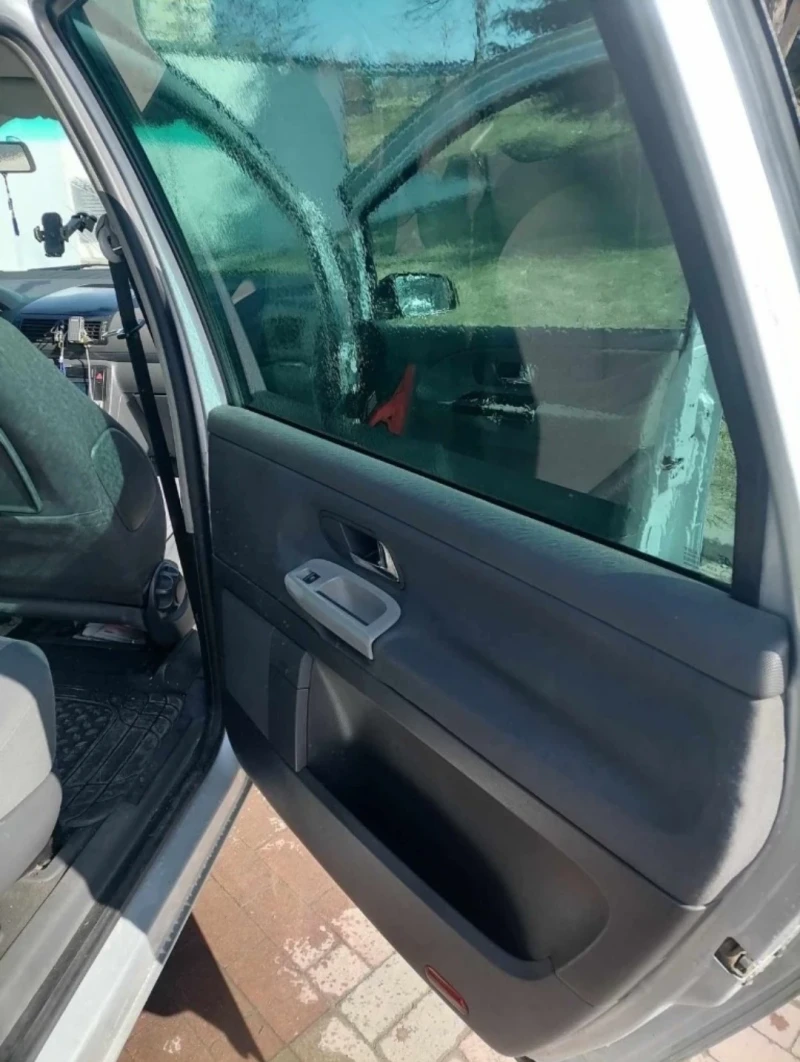 Seat Alhambra, снимка 9 - Автомобили и джипове - 51801115