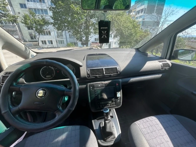 Seat Alhambra, снимка 4 - Автомобили и джипове - 51801115