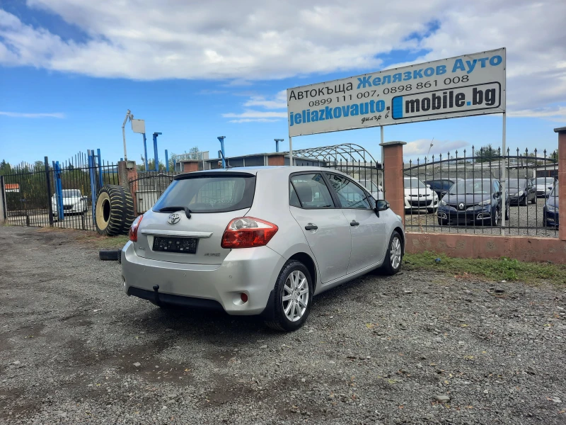 Toyota Auris 1.4 D-4D, снимка 4 - Автомобили и джипове - 52019802