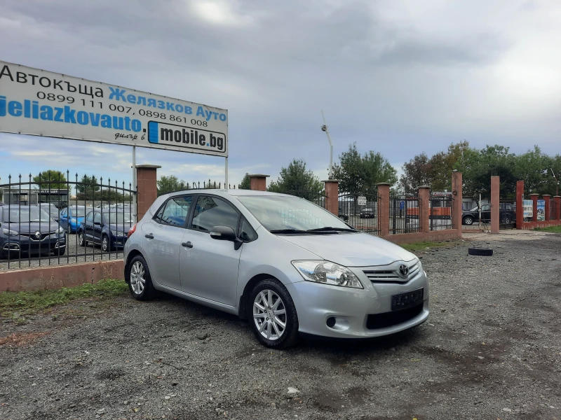 Toyota Auris 1.4 D-4D, снимка 3 - Автомобили и джипове - 52019802
