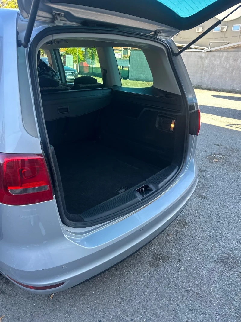 VW Sharan BMT 170кс с елетронни врати, снимка 7 - Автомобили и джипове - 52121606