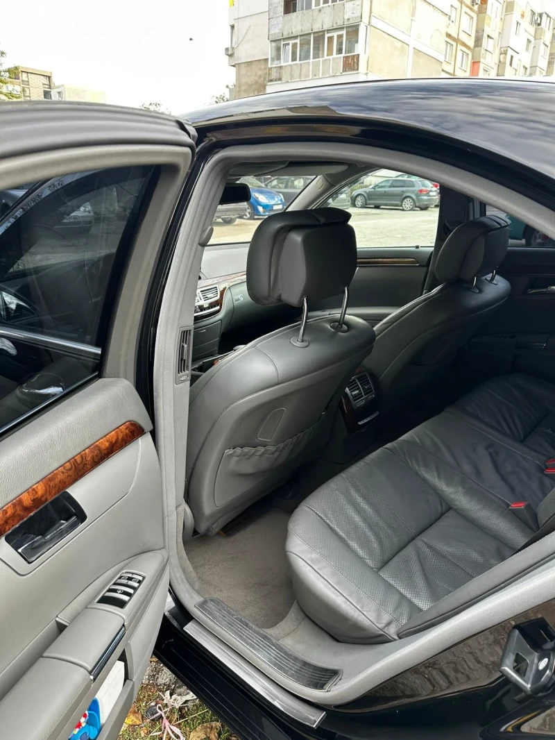 Mercedes-Benz S 320, снимка 8 - Автомобили и джипове - 52340406