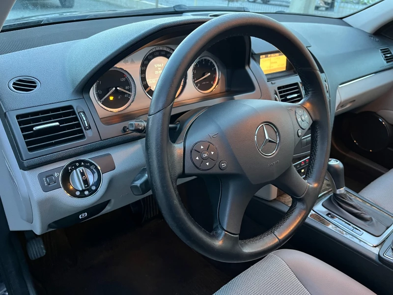 Mercedes-Benz C 230 2.5i-АВТОМАТИК-Avantgarde, снимка 12 - Автомобили и джипове - 52446878