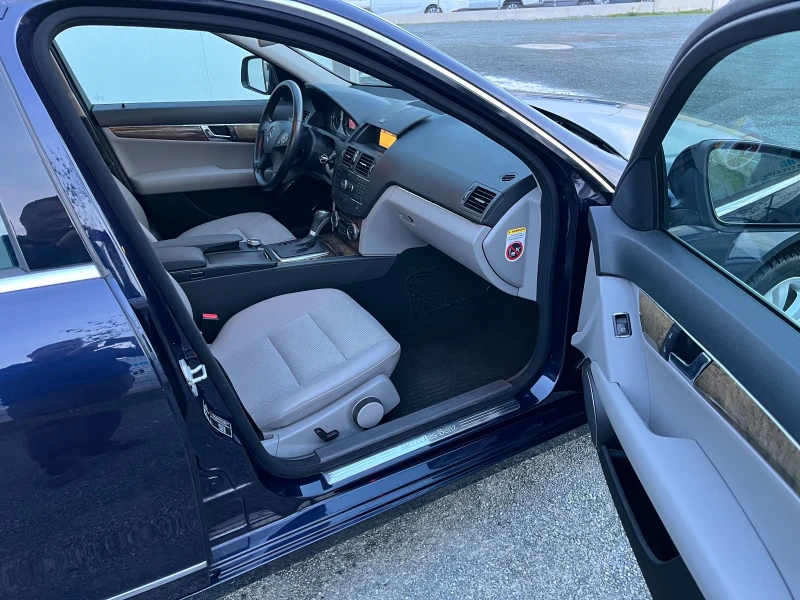 Mercedes-Benz C 230 2.5i-АВТОМАТИК-Avantgarde, снимка 7 - Автомобили и джипове - 52446878