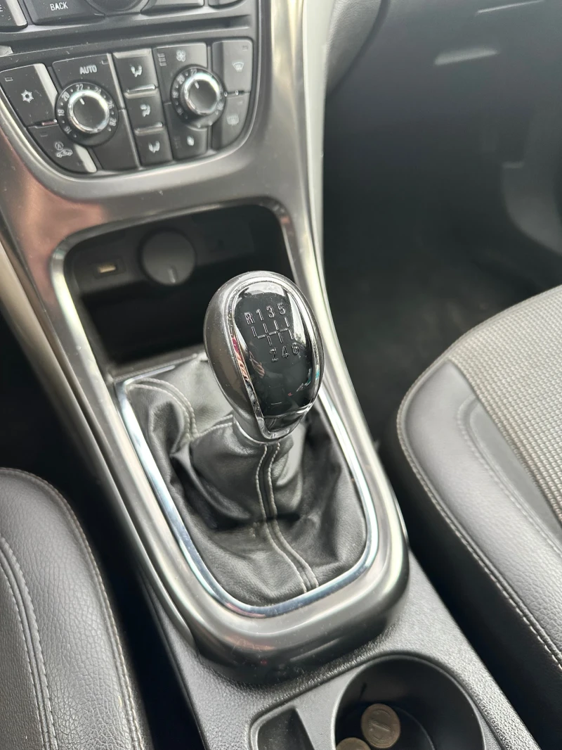 Opel Astra, снимка 10 - Автомобили и джипове - 52449207