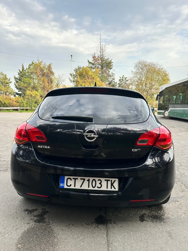 Opel Astra, снимка 3 - Автомобили и джипове - 52449207
