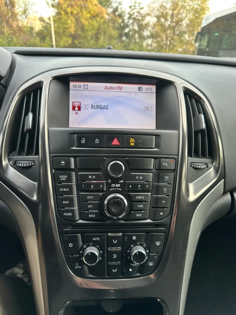 Opel Astra, снимка 12 - Автомобили и джипове - 52449207