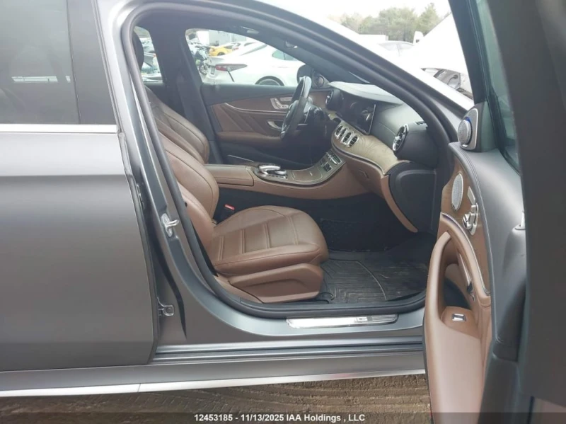 Mercedes-Benz E 63 AMG * S * CARFAX * БЕЗ ПЪРВОНАЧАЛНА ВНОСКА, снимка 5 - Автомобили и джипове - 52729378