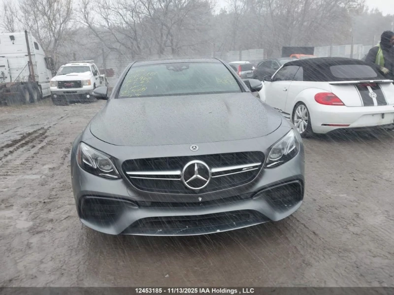 Mercedes-Benz E 63 AMG * S * CARFAX * БЕЗ ПЪРВОНАЧАЛНА ВНОСКА, снимка 12 - Автомобили и джипове - 52729378