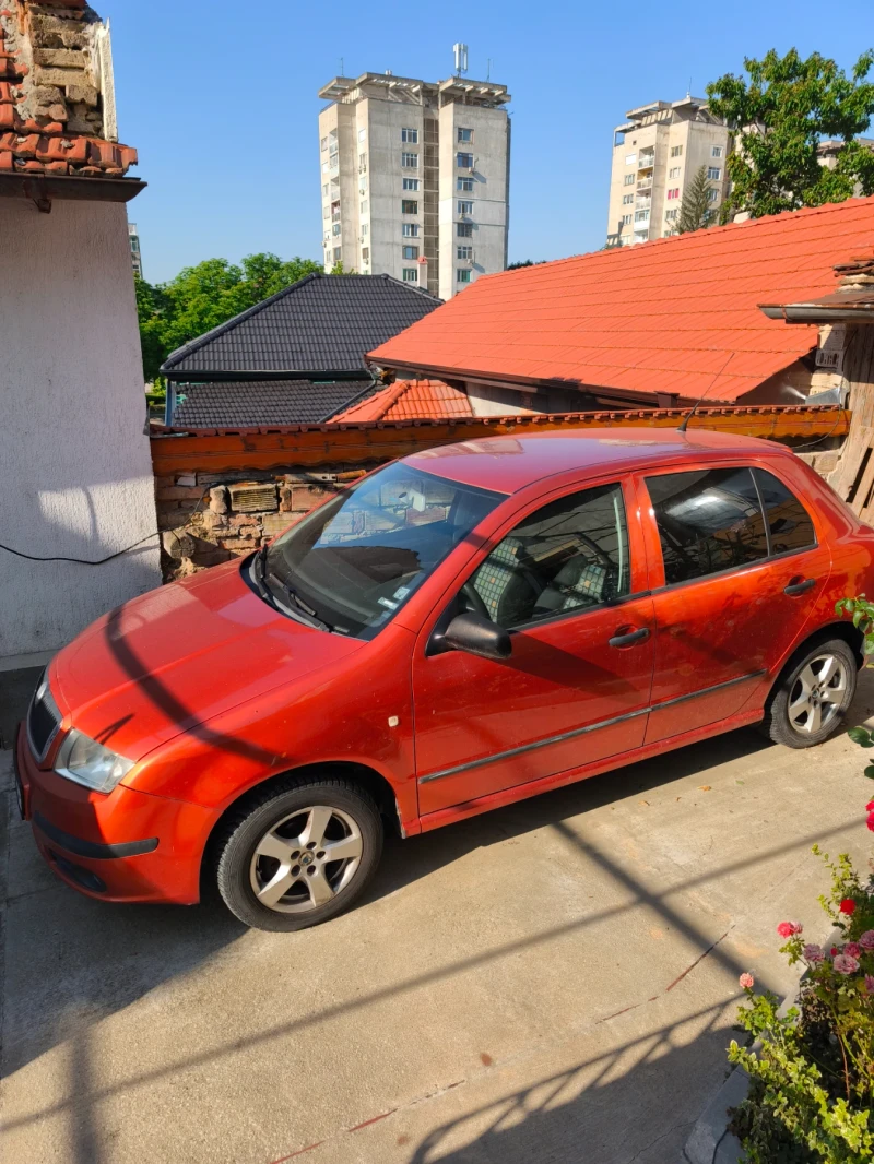 Skoda Fabia, снимка 2 - Автомобили и джипове - 52817481