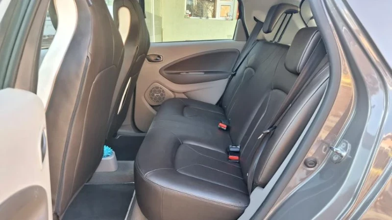 Renault Zoe 41KW BOSE, снимка 15 - Автомобили и джипове - 52858621