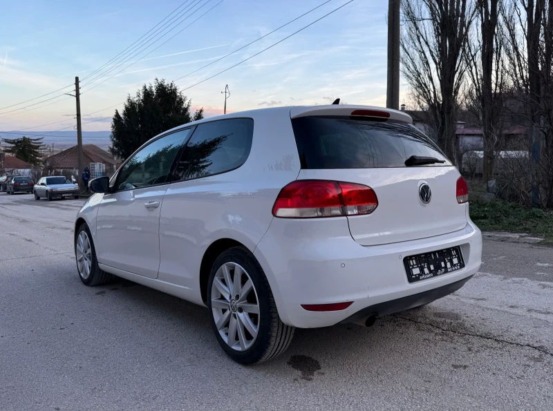 VW Golf 1.6 TDI DSG , снимка 4 - Автомобили и джипове - 53423894