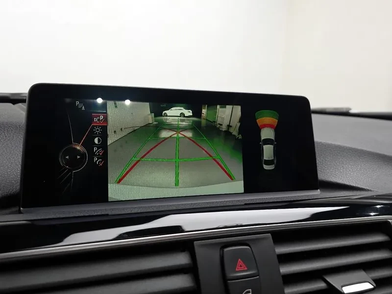 BMW 320 d, снимка 14 - Автомобили и джипове - 54592553