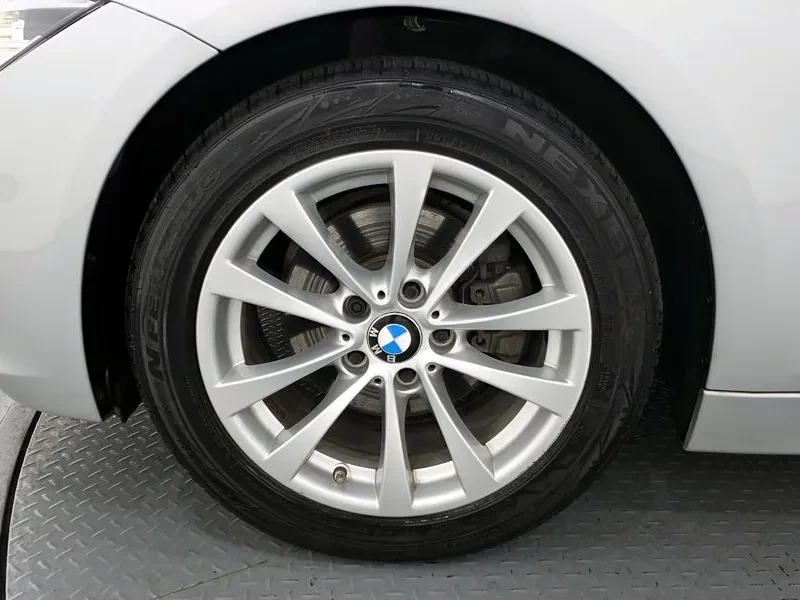 BMW 320 d, снимка 5 - Автомобили и джипове - 54592553