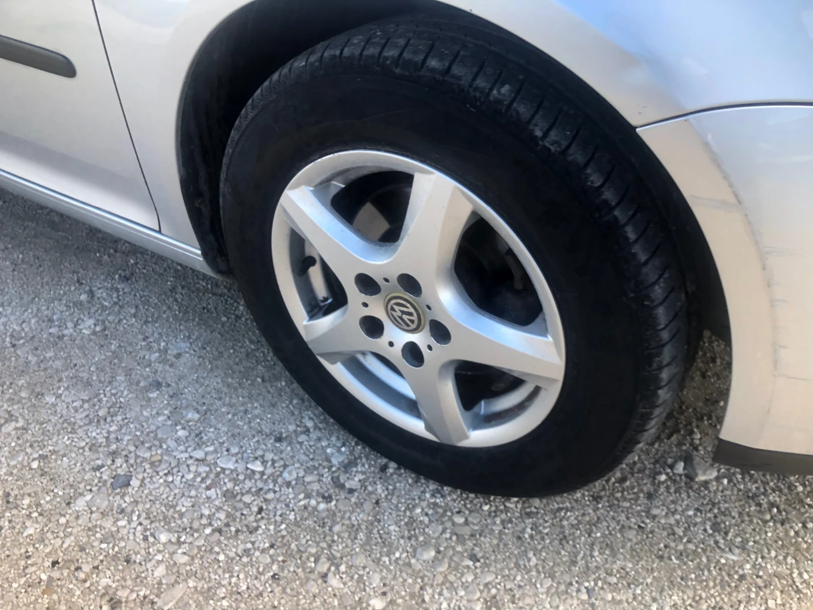 VW Golf 1.9TDI-105к.с.-КЛИМАТРОНИК - изображение 4