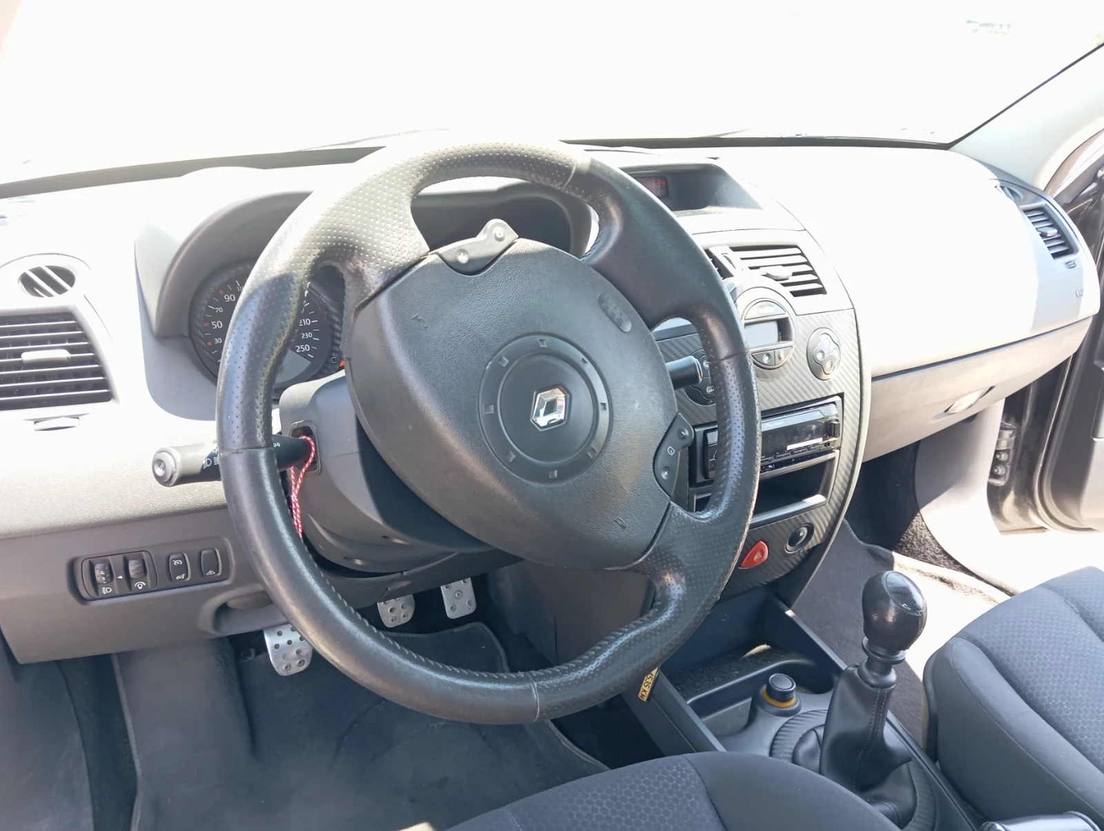 Renault Megane  - изображение 7
