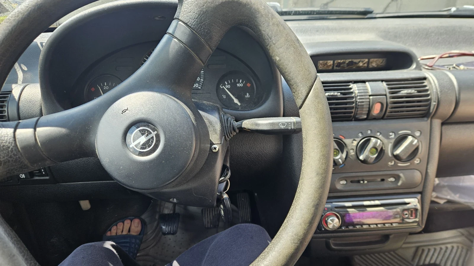 Opel Corsa  - изображение 6