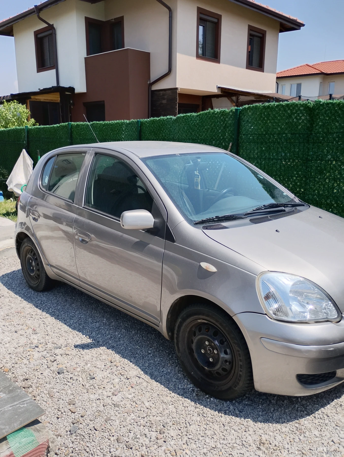 Toyota Yaris  - изображение 7