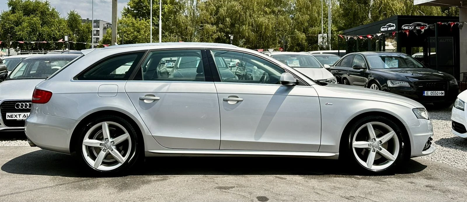 Audi A4 3.0TDI 239HP PANO BLIND SPOT LANE ASSIST - изображение 4