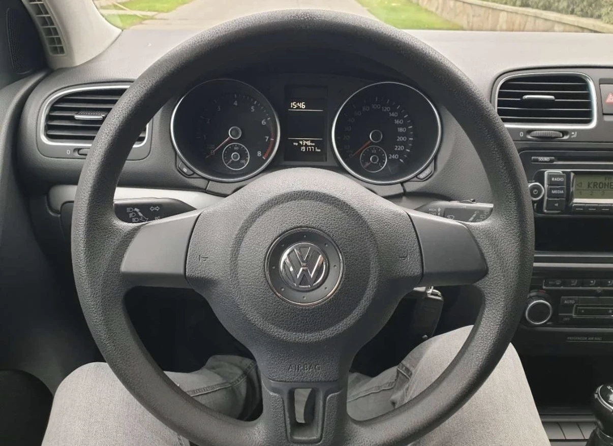 VW Golf | Mobile.bg   11