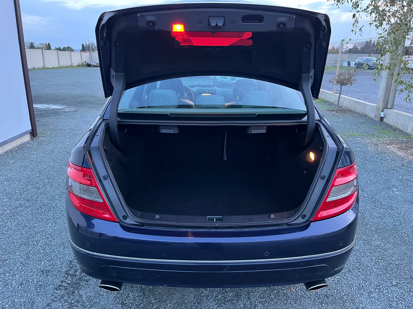 Mercedes-Benz C 230 2.5i--Avantgarde | Mobile.bg   15