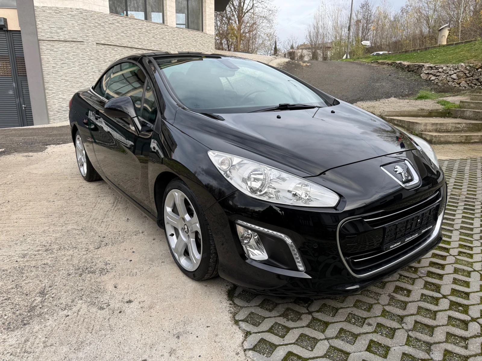 Peugeot 308 CC 1.6E-HDI - изображение 2