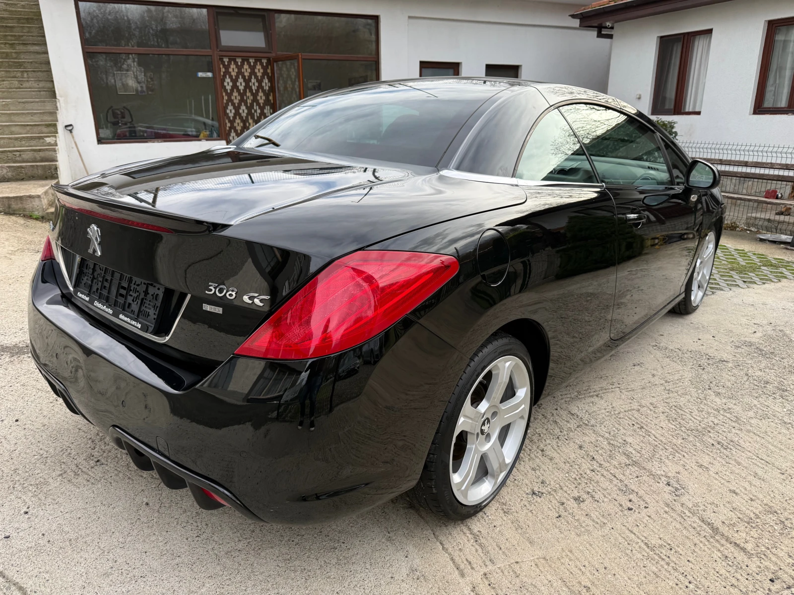 Peugeot 308 CC 1.6E-HDI - изображение 3