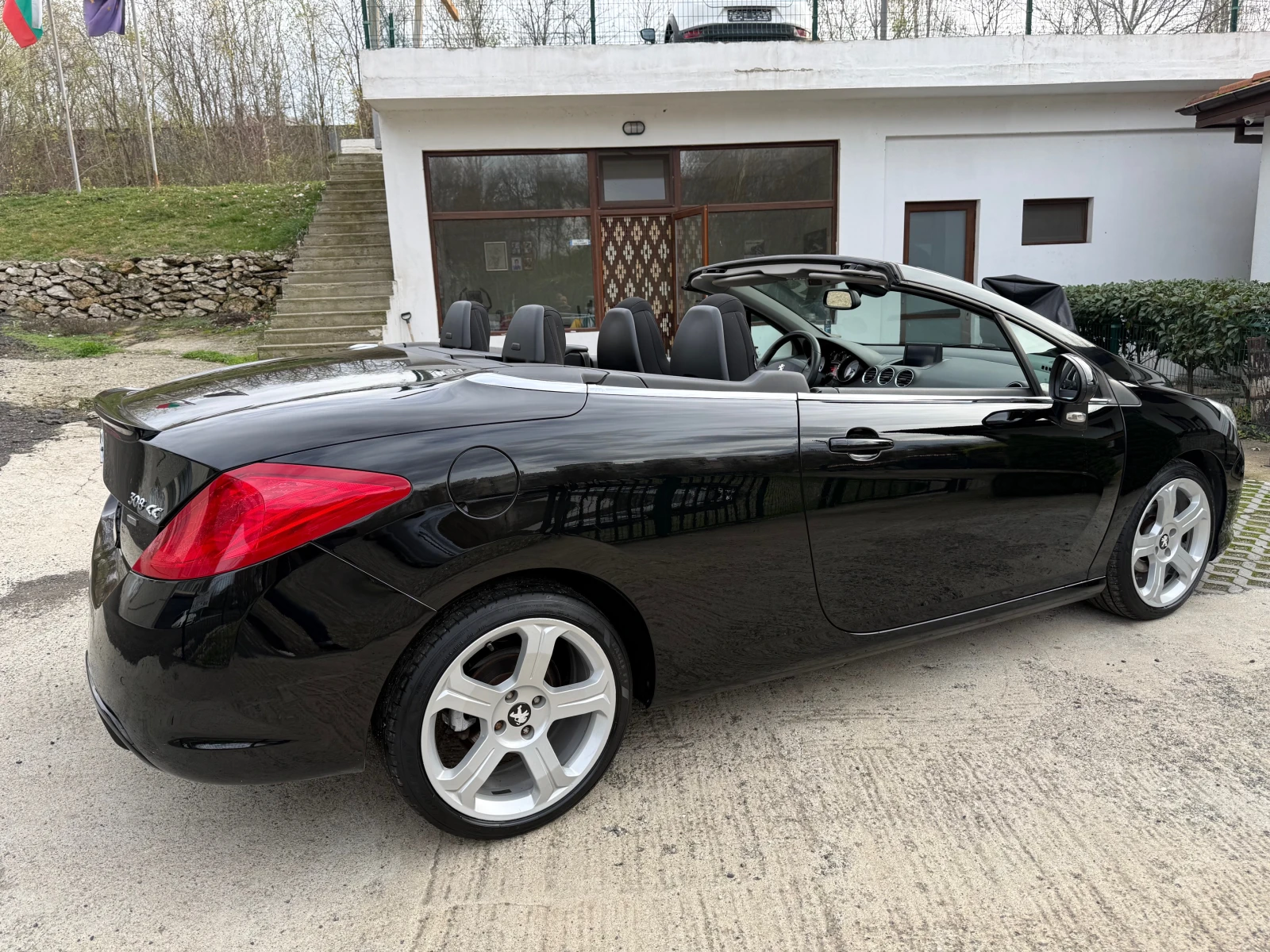 Peugeot 308 CC 1.6E-HDI - изображение 7