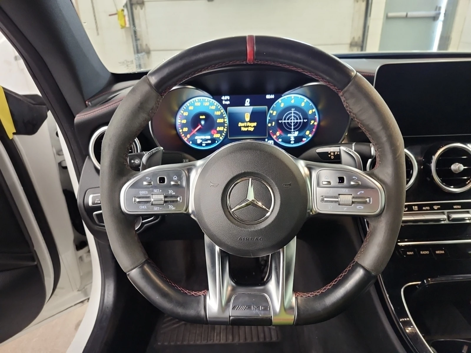 Mercedes-Benz C 43 AMG * CARFAX * БЕЗ ПЪРВОНАЧАЛНА ВНОСКА - изображение 9