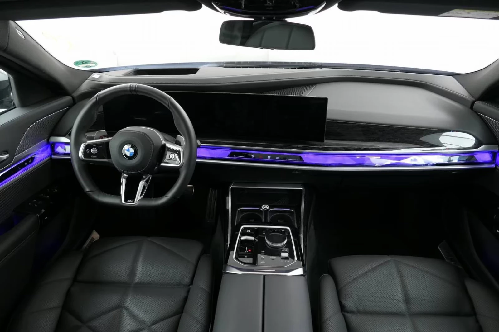 BMW 740 xDRIVE/300HP/M-SPORT/SKY-LOUNGE/B&W/S.CLOSE/968f - изображение 5