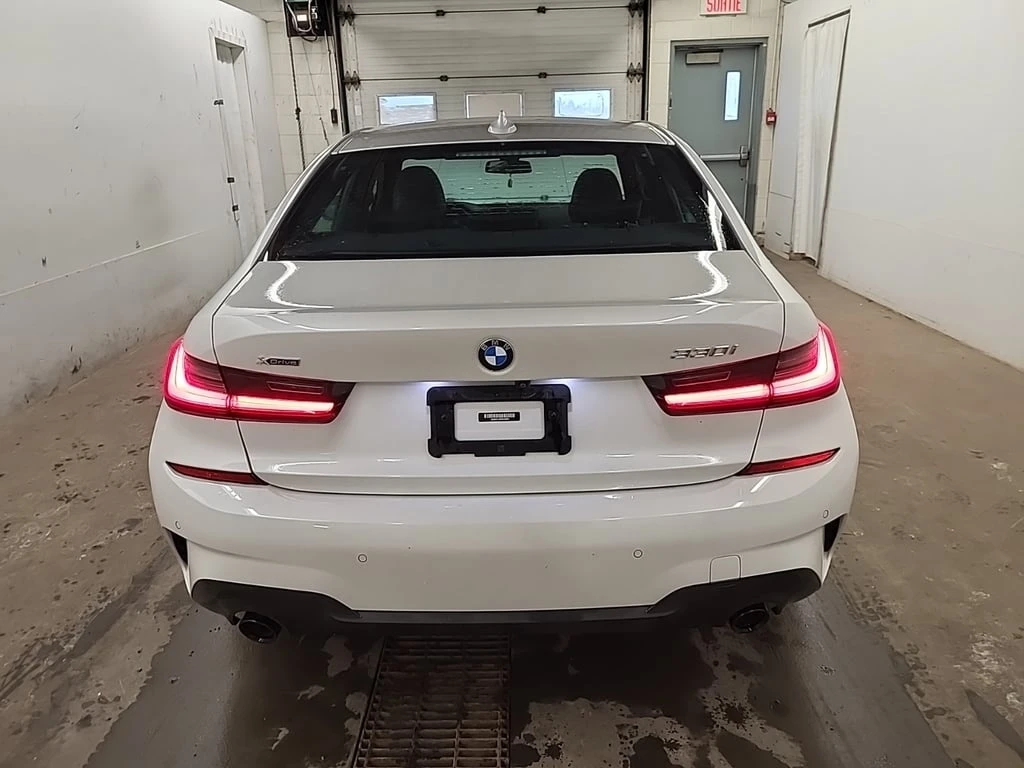 BMW 330 * 330I XDRIVE * CARFAX * ЦЕНА ДО БГ - изображение 6