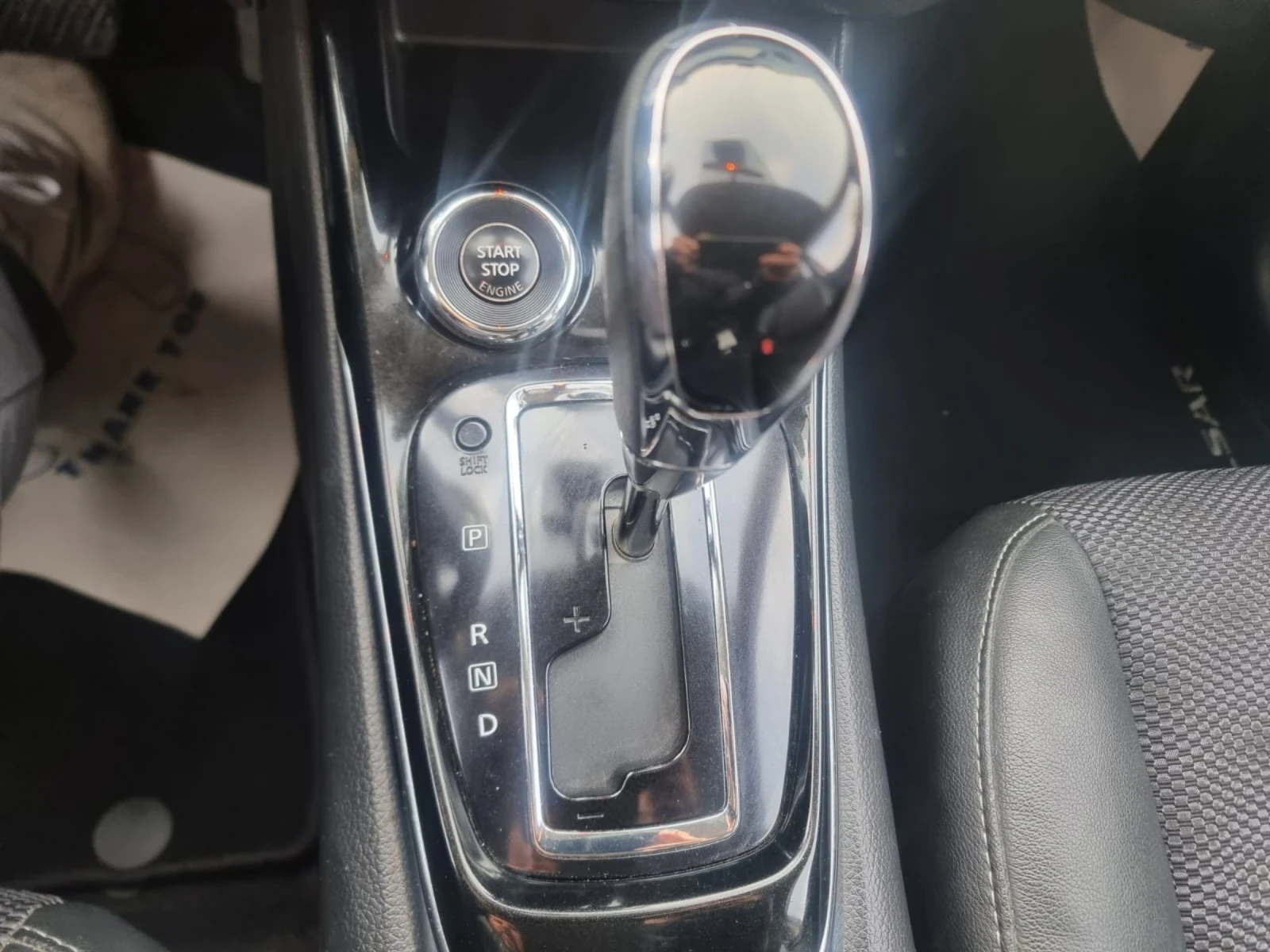 Nissan Pulsar 1.2i Автомат , снимка 10 - Автомобили и джипове - 53852552