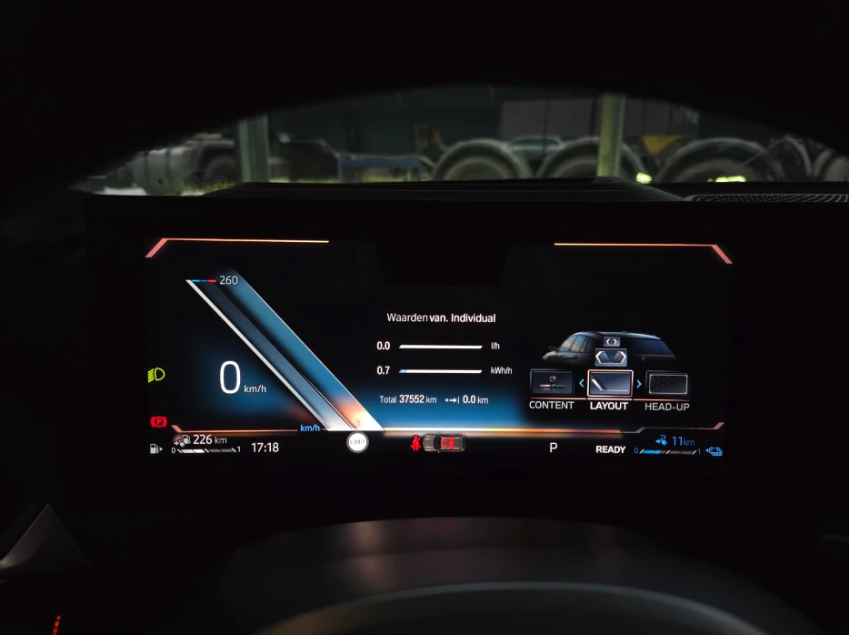 BMW 330 330e M Sport PANO | Mobile.bg � ����������� 12