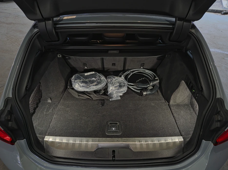 BMW 330 330e M Sport PANO | Mobile.bg � ����������� 10