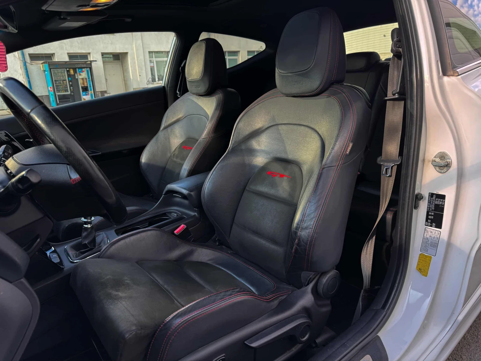 Kia Ceed 1.6 GT Track, снимка 10 - Автомобили и джипове - 53890608