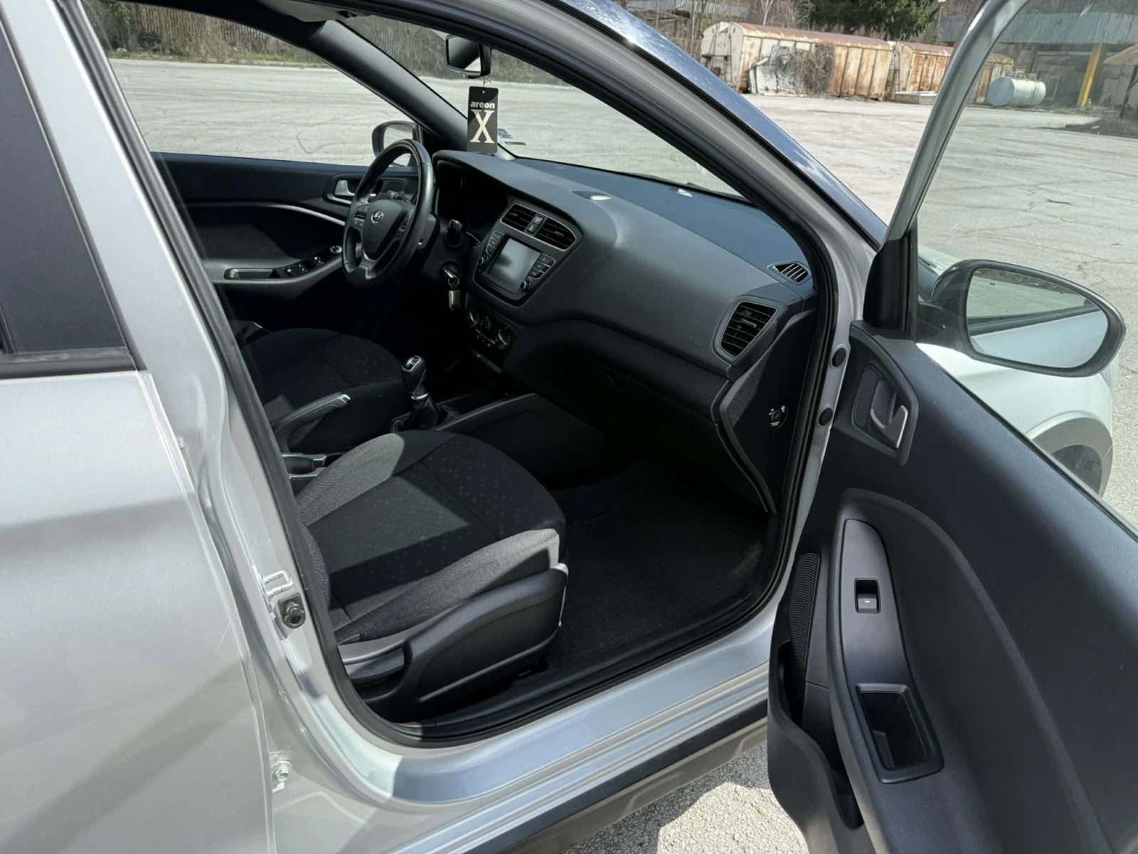 Hyundai I20 Active 1.0 TurboGDi | Mobile.bg � ����������� 15