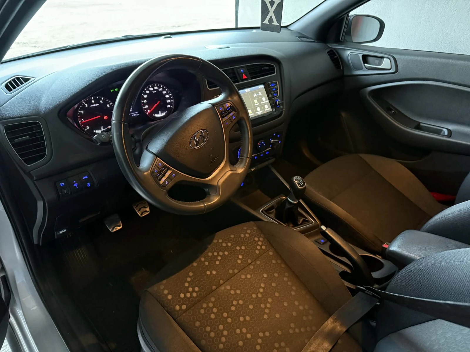 Hyundai I20 Active 1.0 TurboGDi | Mobile.bg � ����������� 10
