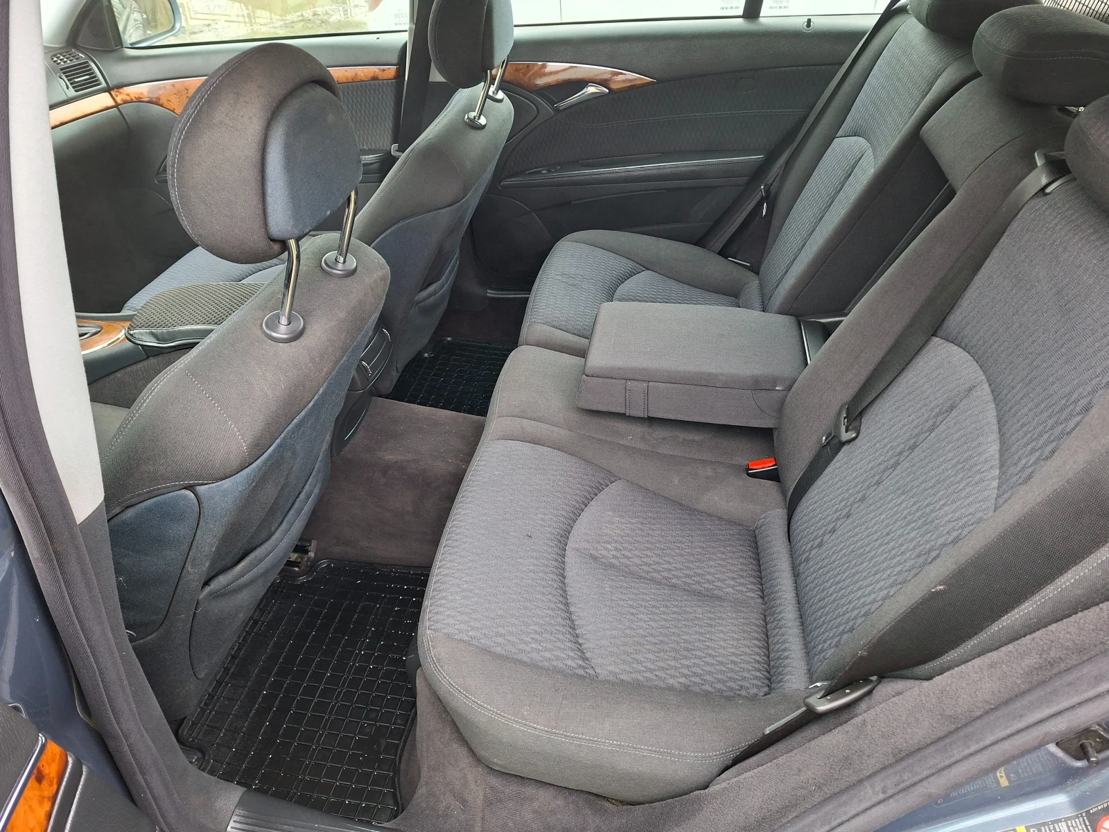 Mercedes-Benz E 320 CDI Редови топ двигател* * , снимка 14 - Автомобили и джипове - 54162260