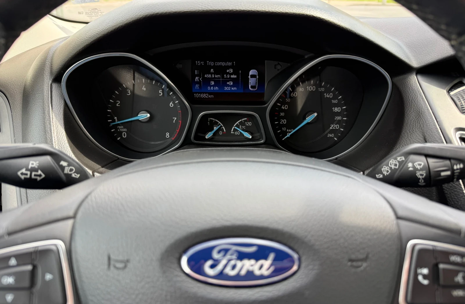 Ford Focus EcoBoost 125 PS M6, снимка 5 - Автомобили и джипове - 54360504