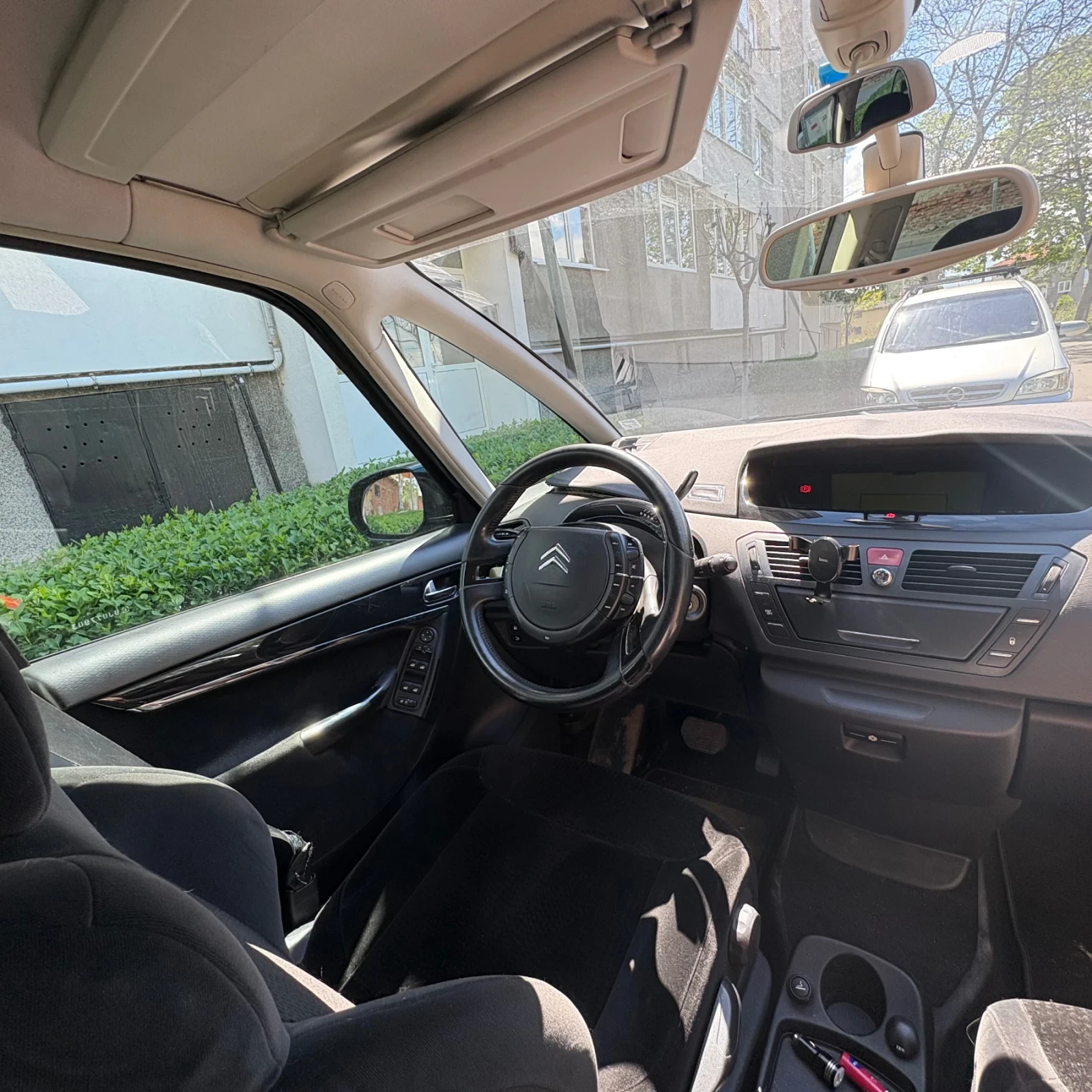 Citroen C4 Picasso, снимка 5 - Автомобили и джипове - 54390630