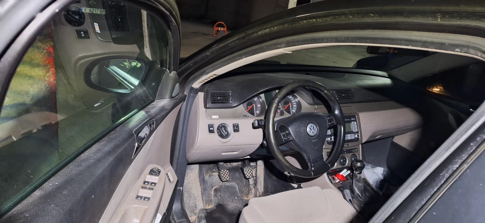 VW Passat 2.0 tdi  комън рейл, снимка 17 - Автомобили и джипове - 54393370